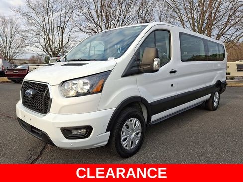 Used 2024 Ford Transit 350 XLT RWD image 3