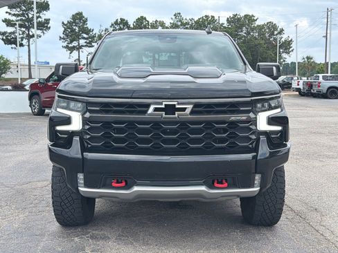 Used 2023 Chevrolet Silverado 1500 ZR2 w/ Technology Package AWD/4WD image 6