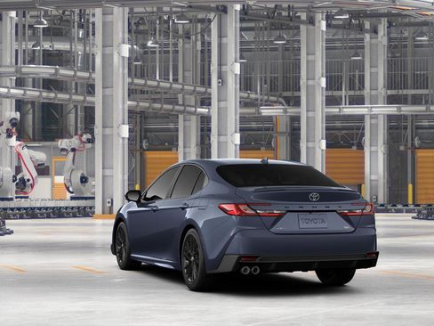 New 2026 Toyota Camry SE FWD image 9