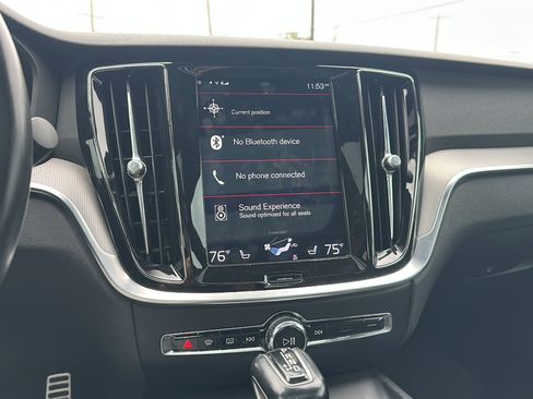 Used 2019 Volvo S60 T6 R-Design image 31