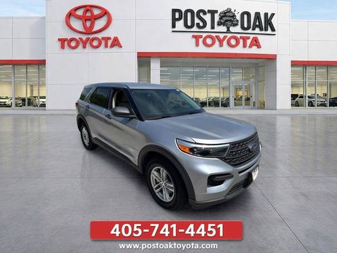 Used 2022 Ford Explorer 4WD image 2