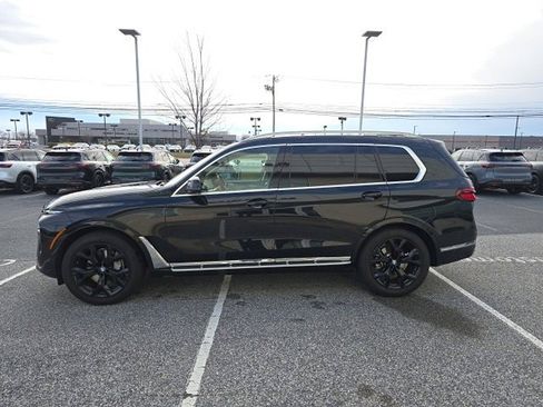 Used 2026 BMW X7 xDrive40i image 4