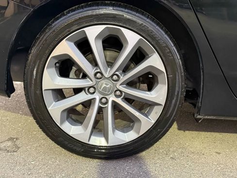 Used 2015 Honda Accord Sport image 9