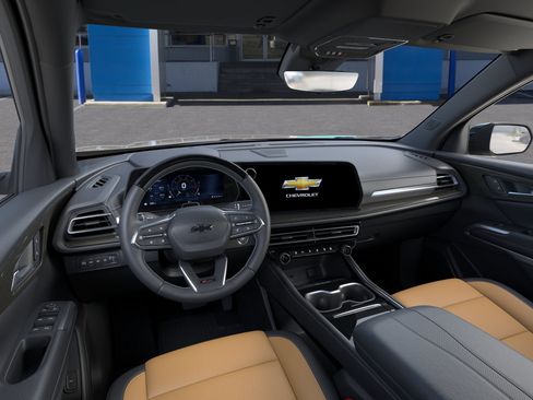 New 2027 Chevrolet Traverse Z71 w/ Enhanced Driving Package AWD/4WD image 41