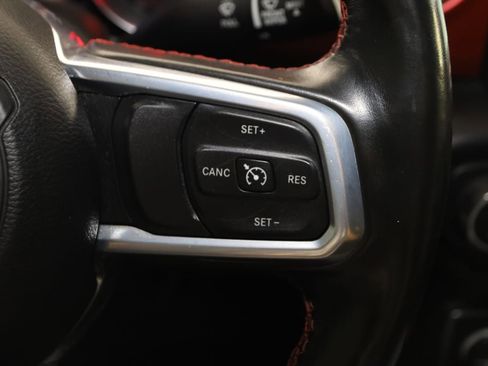 Used 2020 Jeep Gladiator Rubicon AWD/4WD image 38