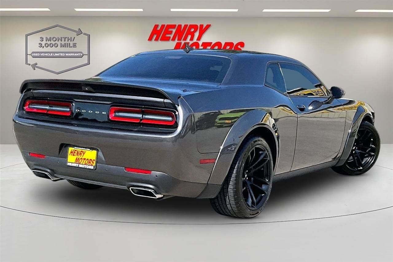 Used 2020 Dodge Challenger R/T Scat Pack RWD image 6