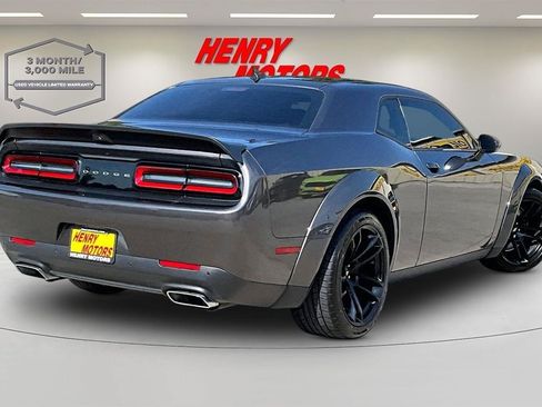 Used 2020 Dodge Challenger R/T Scat Pack RWD image 6