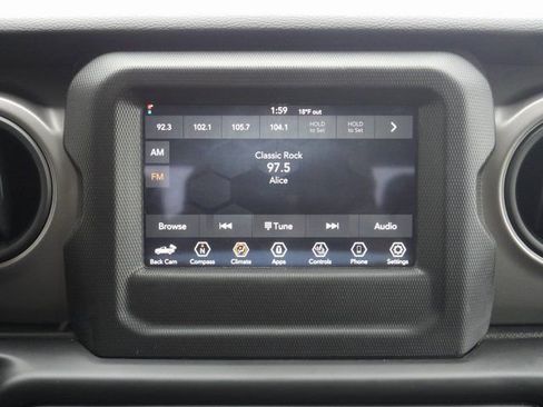 Used 2022 Jeep Gladiator Sport image 20