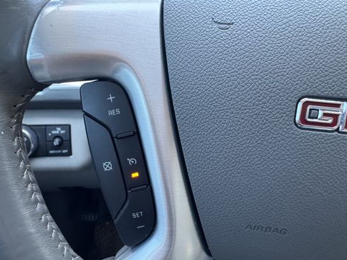 Used 2016 GMC Acadia SLT w/ Open Road Package FWD image 12