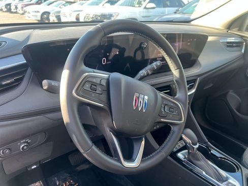 Used 2025 Buick Encore GX Preferred image 28