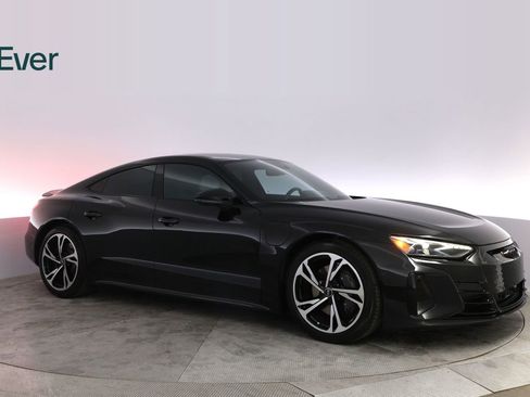Used 2022 Audi e-tron GT Prestige AWD/4WD image 14