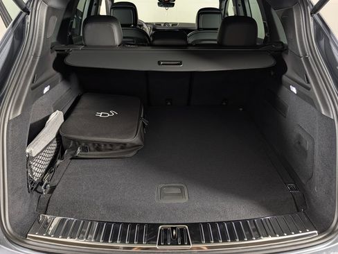 New 2026 Porsche Cayenne E-Hybrid AWD/4WD image 17
