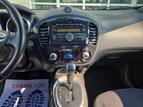 Used 2011 Nissan Juke SV AWD/4WD image 22
