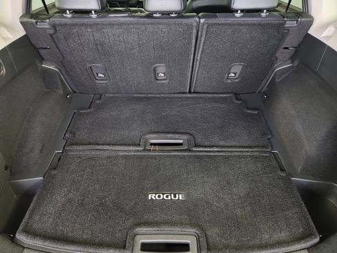 Used 2023 Nissan Rogue Platinum w/ Platinum Premium Package AWD/4WD image 14