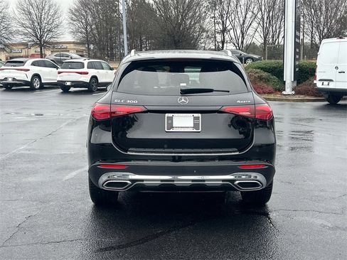 Certified 2025 Mercedes-Benz GLC 300 4MATIC image 6