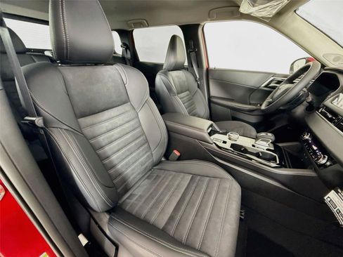 New 2026 Mitsubishi Outlander SE FWD image 20