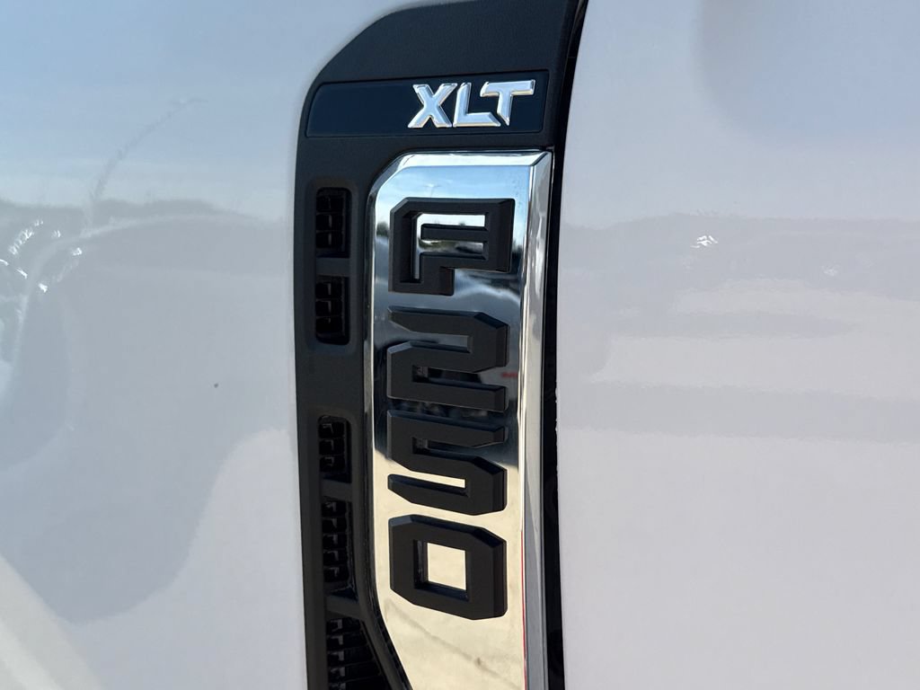 Used 2025 Ford F250 XLT w/ FX4 Off-Road Package AWD/4WD image 6