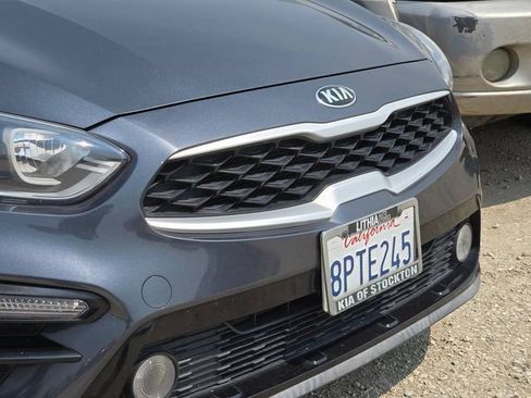 Used 2020 Kia Forte LXS FWD image 5