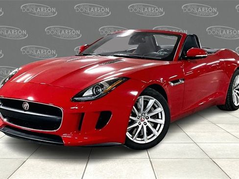 Used 2017 Jaguar F-TYPE Premium image 3