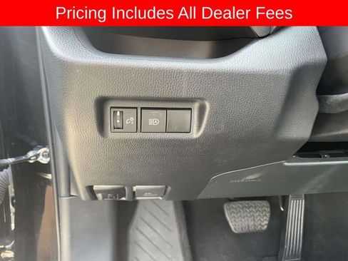 Used 2024 Toyota RAV4 XLE AWD/4WD image 21