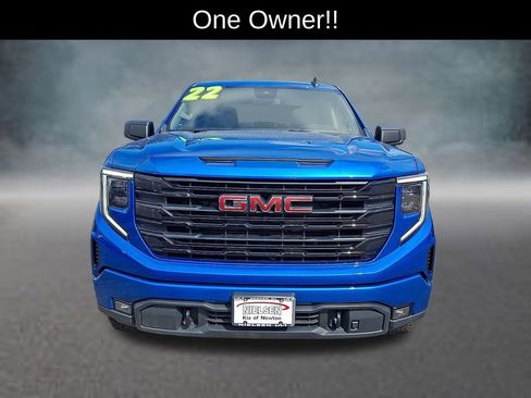 Used 2022 GMC Sierra 1500 Elevation w/ Max Trailering Package AWD/4WD image 3