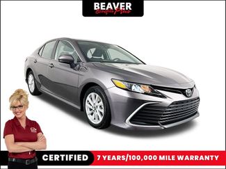 Used 2021 Toyota Camry LE video 1