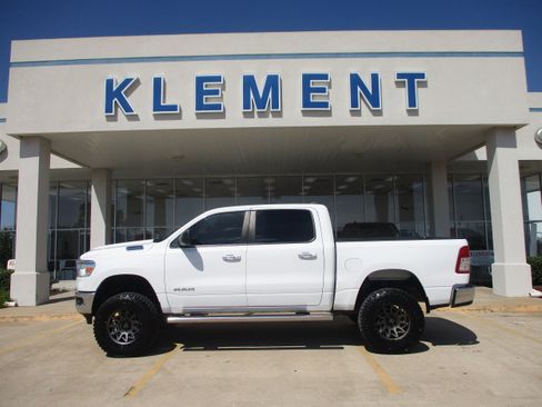 Used 2019 RAM 1500 Big Horn image 1