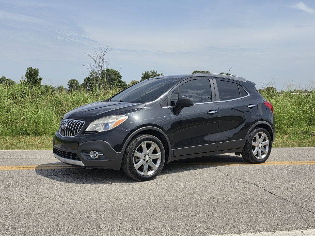 Used 2013 Buick Encore Leather FWD image 2