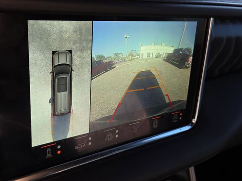 Used 2023 GMC Yukon XL Denali w/ Denali Reserve Package image 23