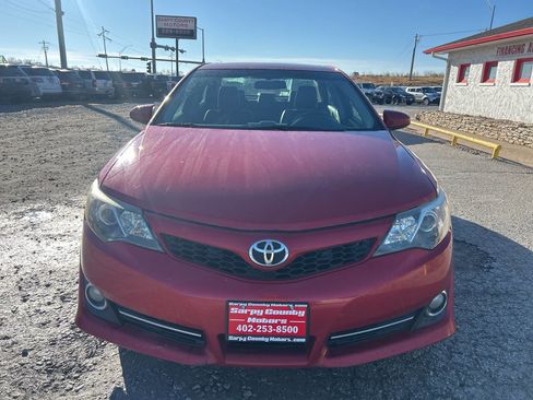 Used 2012 Toyota Camry SE image 8