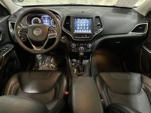 Used 2022 Jeep Cherokee Latitude Lux w/ Mopar Interior Package image 25