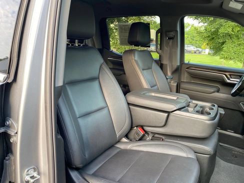 Used 2025 GMC Sierra 1500 SLT AWD/4WD image 26