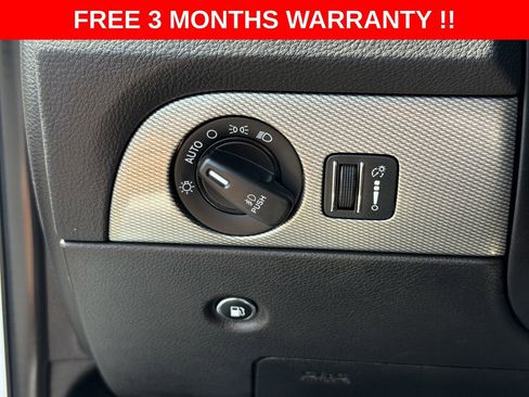 Used 2018 Dodge Durango GT image 39