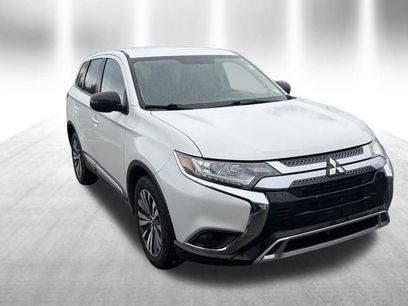 Used 2020 Mitsubishi Outlander SE