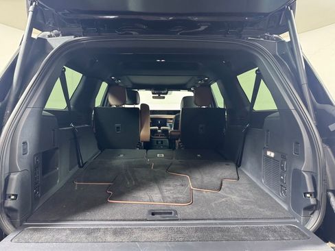 New 2025 Lincoln Navigator L Reserve AWD/4WD image 15