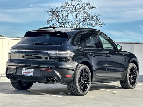 Certified 2022 Porsche Macan GTS image 8