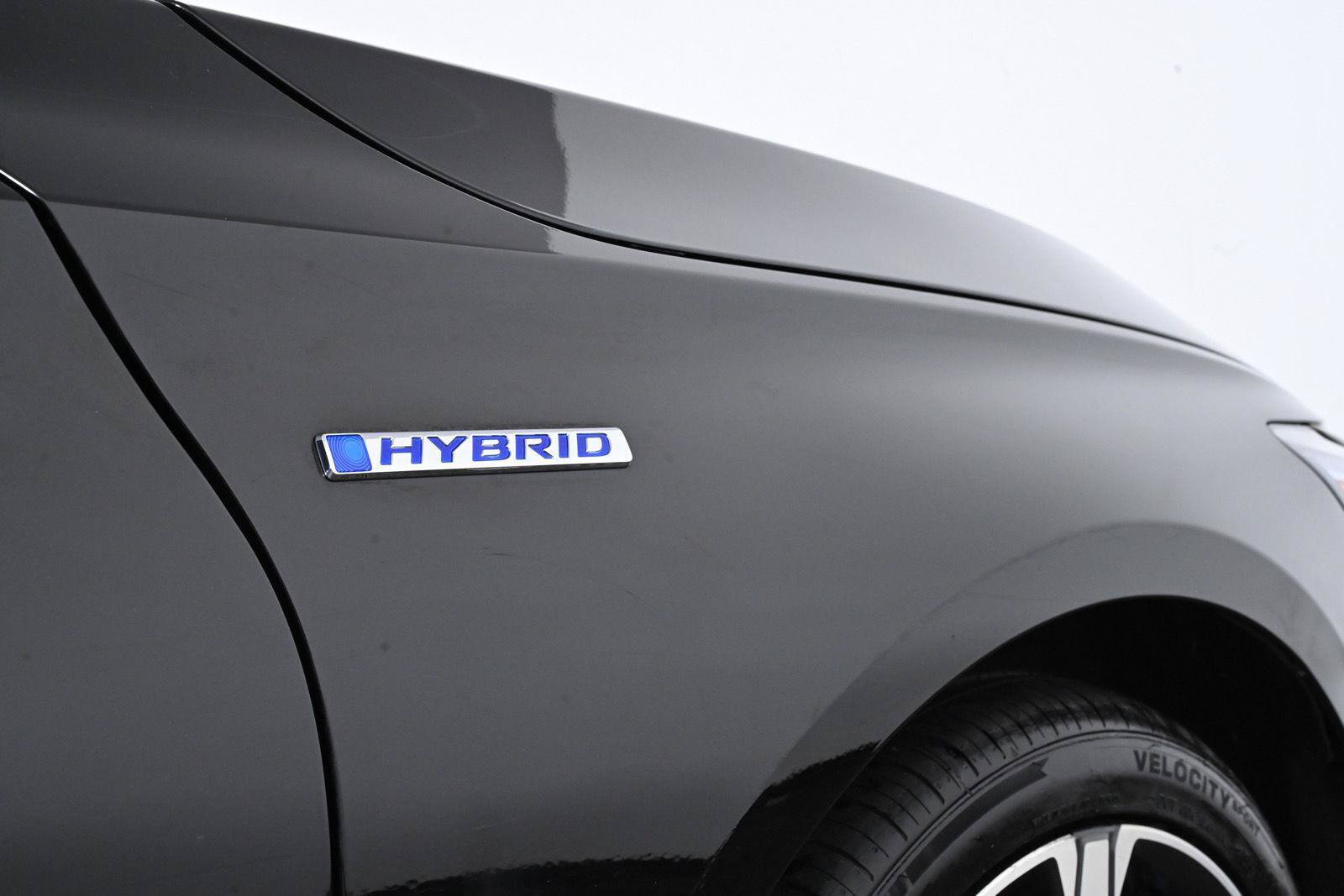 Used 2022 Honda Accord Sport image 11