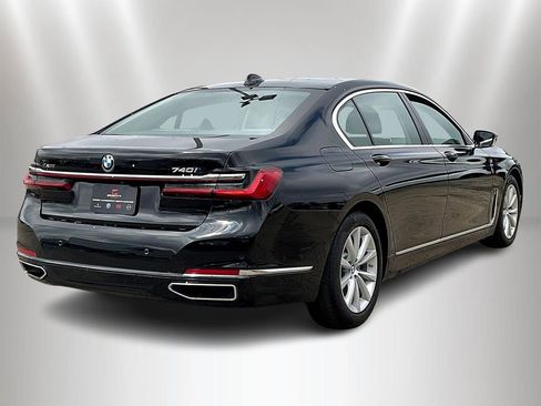 Used 2020 BMW 740i xDrive w/ Cold Weather Package AWD/4WD image 6