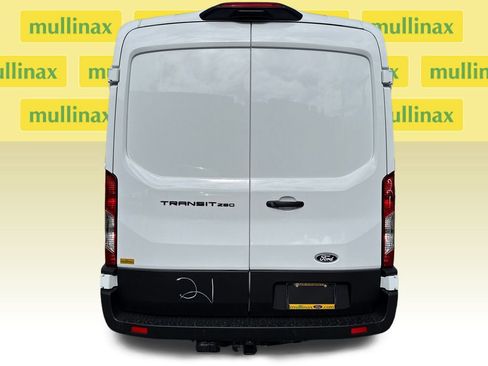 New 2026 Ford Transit 250 148 Medium Roof w/ Load Area Protection Package image 12