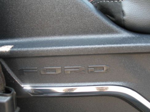 Used 2022 Ford F150 Lariat AWD/4WD image 34