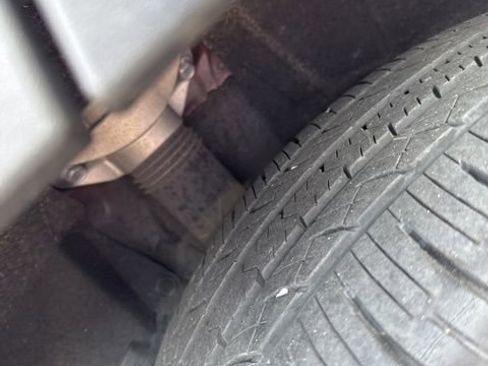 Used 2020 Toyota RAV4 XLE Premium FWD image 25