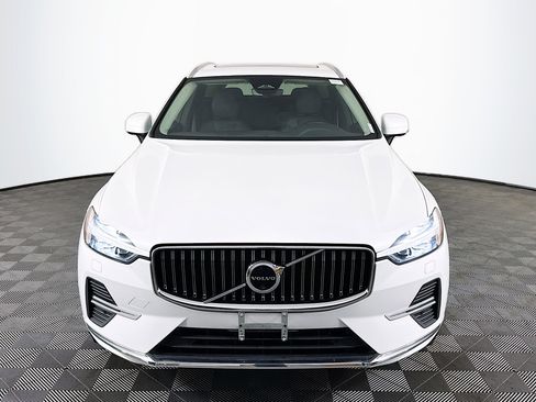 Used 2023 Volvo XC60 B5 Plus w/ Protection Package Premier image 2