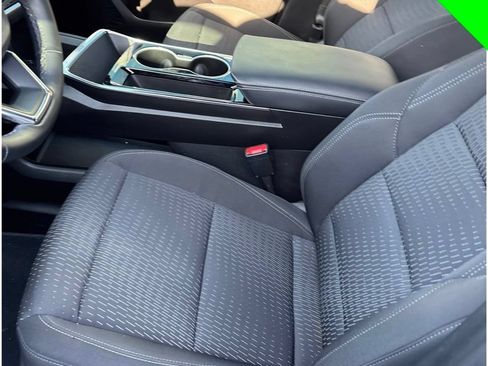 Certified 2025 Chevrolet Equinox LT FWD image 16