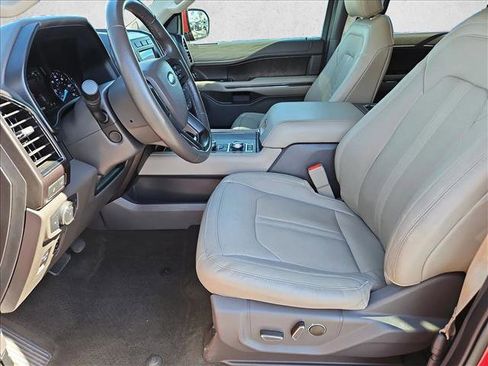 Used 2020 Ford Expedition Limited w/ Equipment Group 302A image 24
