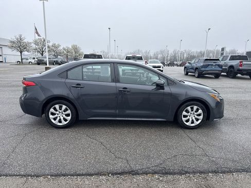 Used 2024 Toyota Corolla LE image 9