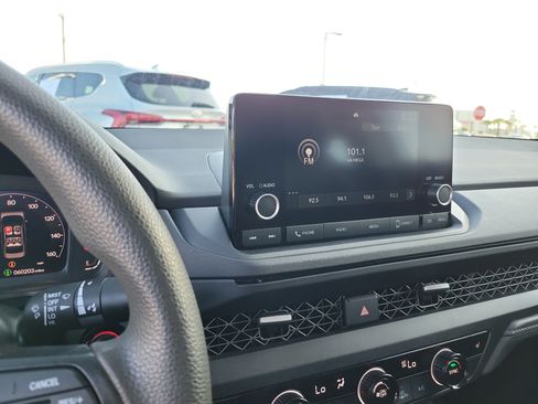 Used 2023 Honda Accord EX image 20