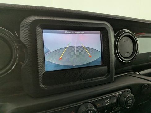 Used 2020 Jeep Wrangler Unlimited Sport image 5