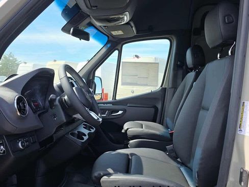 Used 2026 Mercedes-Benz Sprinter 2500 image 22