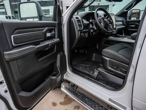 New 2026 RAM 3500 Big Horn AWD/4WD image 54