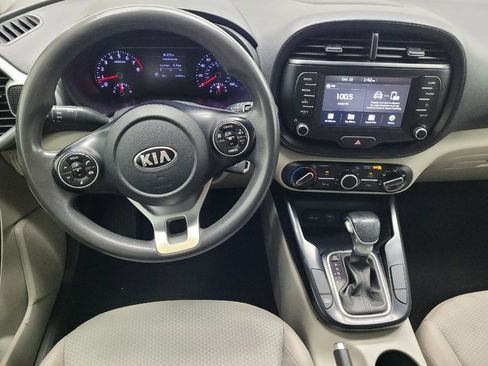 Used 2020 Kia Soul S FWD image 22